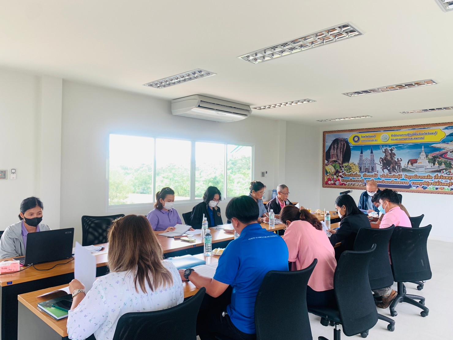 title - ผู้ตรวจราชการกรม ส.ป.ก. ลงพื้นที่เพื่อรับฟังปัญหาของเกษตรกรในโครงการจัดที่ดินแปลงเกษตรเกื้อกูลทับปะตีโมเดล และประชุมติดตามผลการดำเนินงานตามแผนการตรวจราชการ ส.ป.ก.จันทบุรี